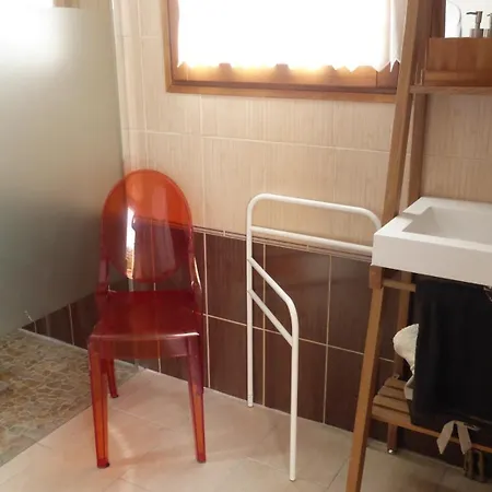 Abrikota Bed and Breakfast