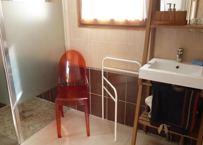 Abrikota Bed & Breakfast